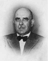 Dimitris_Glinos_Portrait