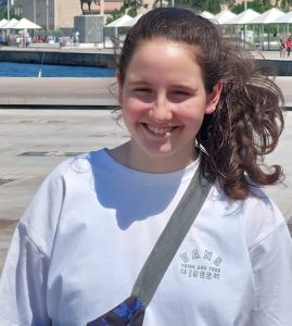 Δεύτερη σε πανελλήνιο Μαθητικό διαγωνισμό η μαθήτρια του Καλλιτεχνικού Σχολείου Κοζάνης Μαριάντα Γκούτζιου 560620384_2563998060648863_861516413434583422_n