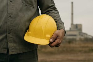 Η νέα μορφή εκμετάλλευσης στη Δυτική Μακεδονία.  Συμβάσεις της ντροπής ergaths-deh-