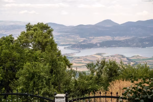 Πιέρια Όρη και Καστανιά Σερβίων: Παράδειγμα ήπιας αξιοποίησης του φυσικού πλούτου της Δυτικής Μακεδονίας. Kastania