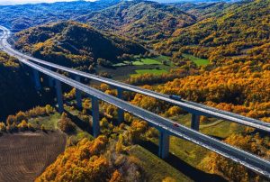 Εγνατία: Παραδίδεται με 60 μη πιστοποιημένες σήραγγες και προσωρινά μέτρα ασφαλείας. Αλλάζει χέρια με ανοιχτά θέματα ασφαλείας και κόστος εκατομμυρίων για το Δημόσιο egnatia