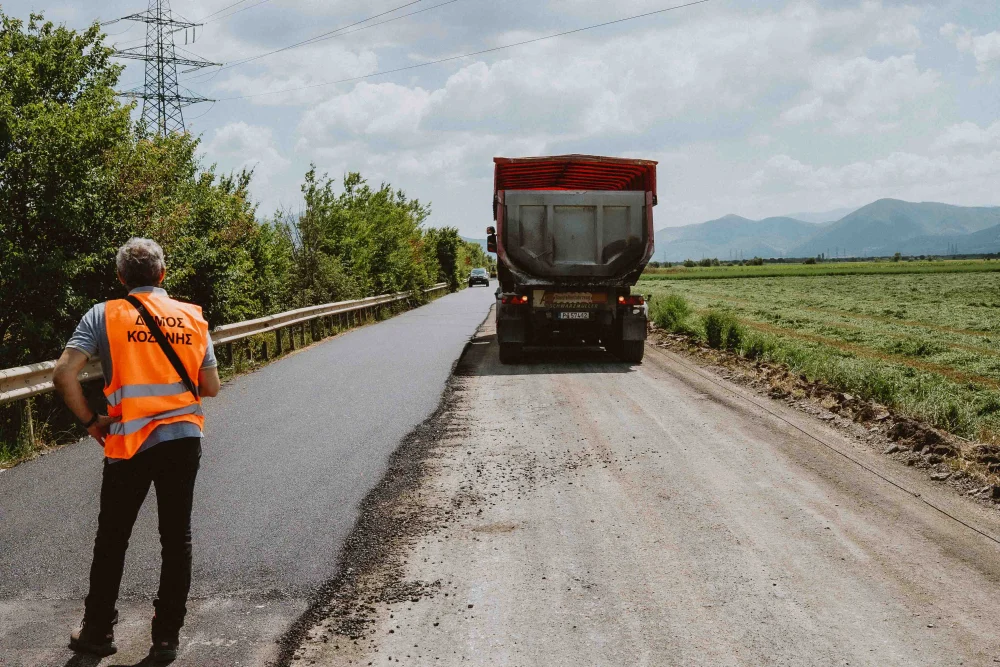 Εργασίες βελτίωσης δρόμου στον Δήμο Κοζάνης